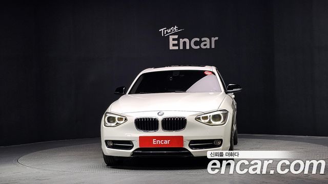 BMW 1 Series (F20) 118d Sport 5Door 2015 — фото 3
