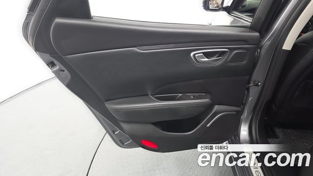 Renault Korea SM6 2.0 GDe LE 2019 — фото 31