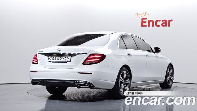 Mercedes-Benz E-Class (W213) E300 Avantgarde 2019 — фото 2
