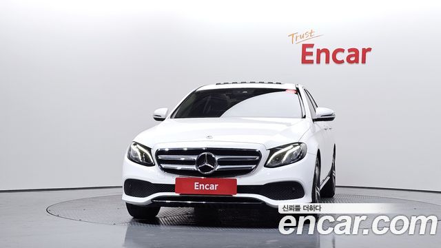 Mercedes-Benz E-Class (W213) E300 Avantgarde 2019 — фото 3