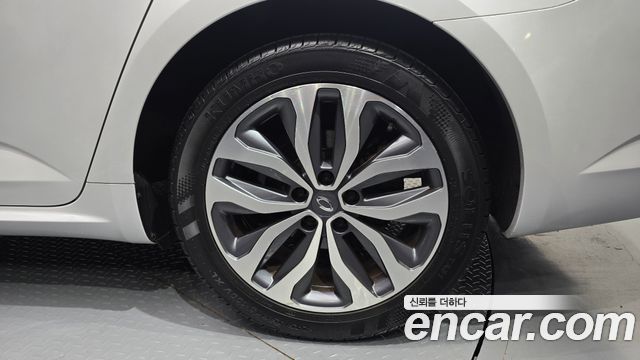 Renault Korea SM6 2.0 GDe LE 2017 — фото 21
