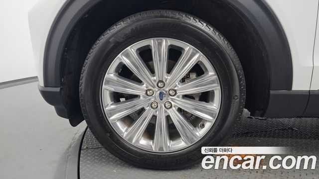 Ford Explorer (VI) 2.3 LimIted 4WD 2020 — фото 5