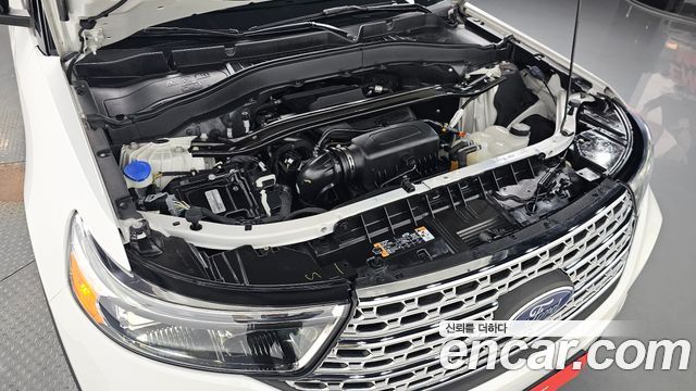 Ford Explorer (VI) 2.3 LimIted 4WD 2020 — фото 6