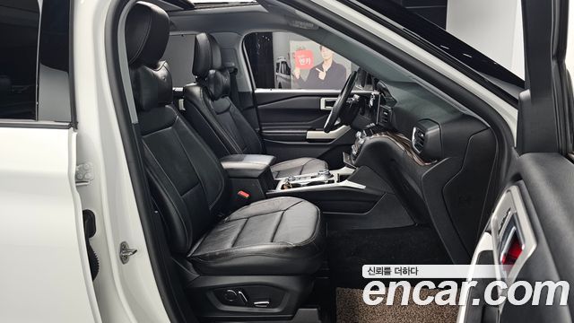 Ford Explorer (VI) 2.3 LimIted 4WD 2020 — фото 12