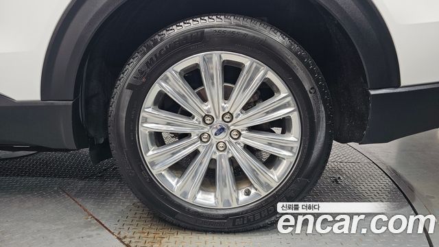 Ford Explorer (VI) 2.3 LimIted 4WD 2020 — фото 21