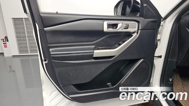 Ford Explorer (VI) 2.3 LimIted 4WD 2020 — фото 24