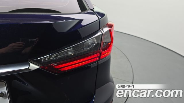Lexus RX450h (IV) Executive 2019 — фото 23