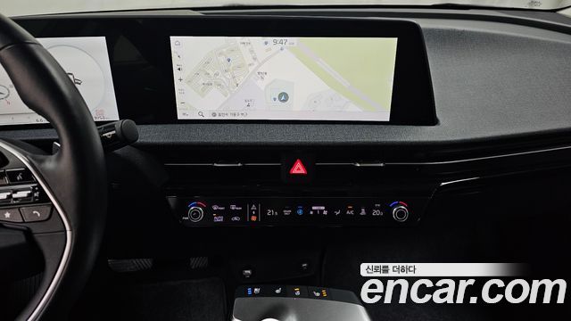 Kia EV6 Long Range Light 2023 — фото 16