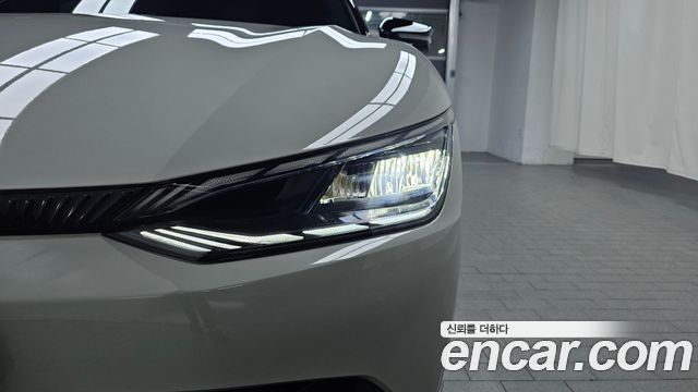 Kia EV6 Long Range Light 2023 — фото 28