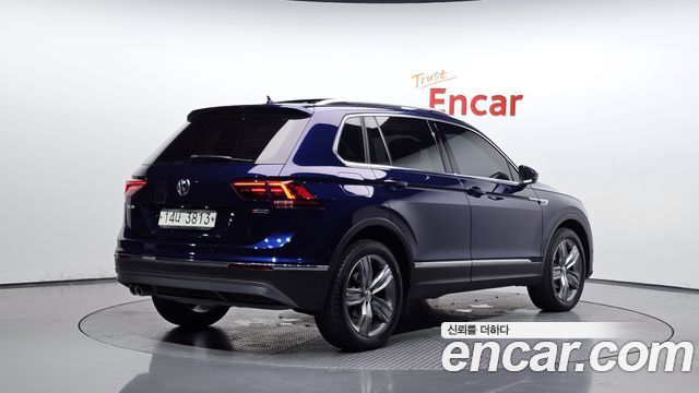 Volkswagen Tiguan (II) 2.0 TDI 4Motion Prestige 2018 — фото 2