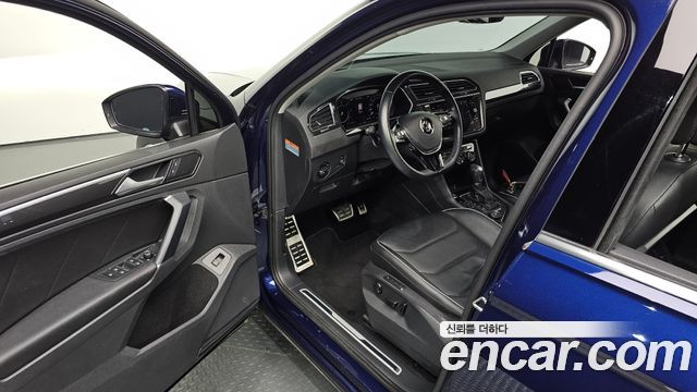 Volkswagen Tiguan (II) 2.0 TDI 4Motion Prestige 2018 — фото 11