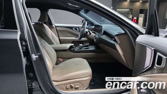 Kia K8 2.5 Gasoline 2WD Noblesse 2023 — фото 26