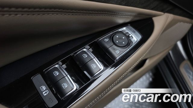 Kia K8 2.5 Gasoline 2WD Noblesse 2023 — фото 29