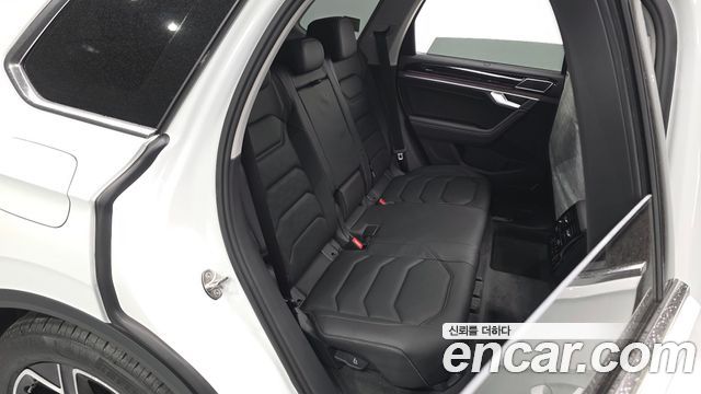 Volkswagen Touareg (III) 3.0 TDI Prestige 2026 — фото 12