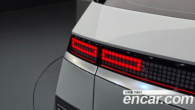 Hyundai Ioniq 5 Long Range AWD Prestige 2022 — фото 23