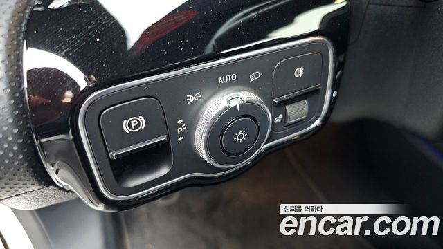 Mercedes-Benz CLA-Class (C118) CLA250 4MATIC 2020 — фото 18