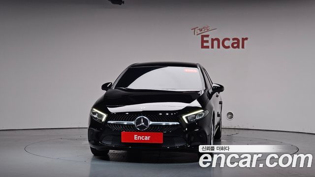 Mercedes-Benz A-Class (W177) A220 Sedan 2020 — фото 3