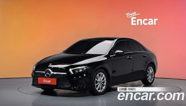 Mercedes-Benz A-Class (W177) A220 Sedan 2020 — фото 1