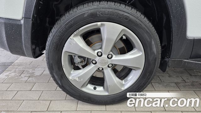 Jeep Cherokee (KL) 2.4 Limited AWD 2020 — фото 5