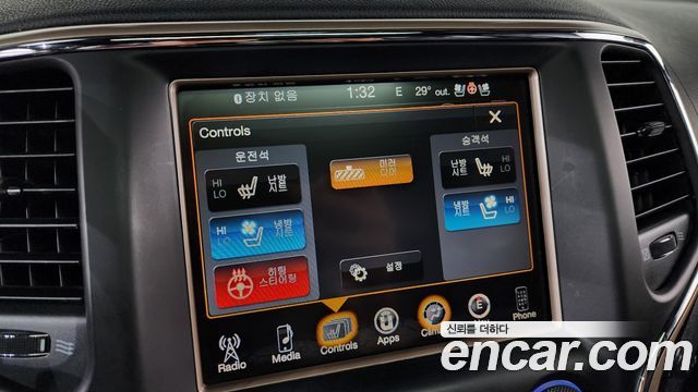 Jeep Grand Cherokee 3.0 Diesel Overland WK2 2015 — фото 17