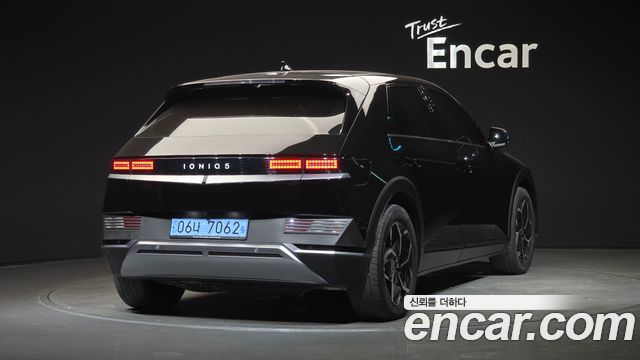 Hyundai Ioniq 5 Long range Exclusive 2022 — фото 2