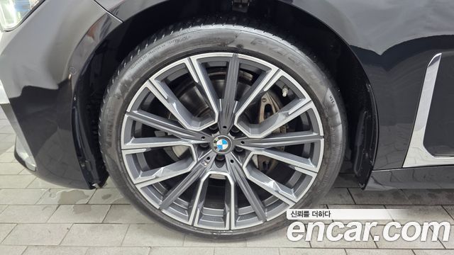 BMW 7 Series (G11) 740Li xDrive M Sport Package 2020 — фото 5