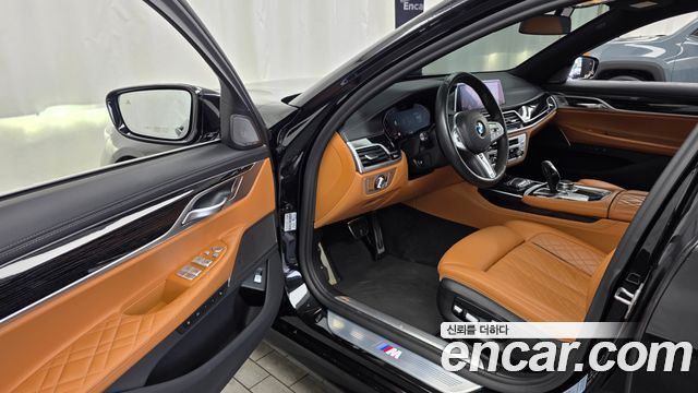 BMW 7 Series (G11) 740Li xDrive M Sport Package 2020 — фото 10