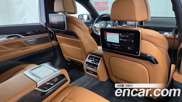 BMW 7 Series (G11) 740Li xDrive M Sport Package 2020 — фото 17