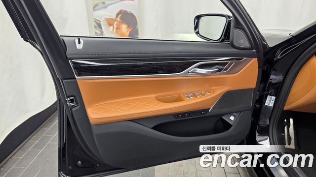 BMW 7 Series (G11) 740Li xDrive M Sport Package 2020 — фото 24