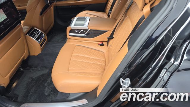 BMW 7 Series (G11) 740Li xDrive M Sport Package 2020 — фото 26