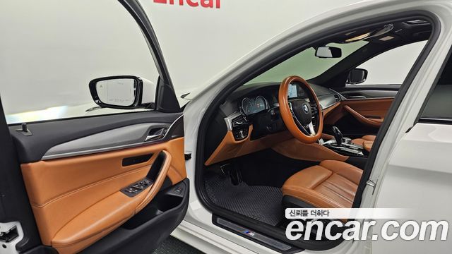BMW 5 Series (G30) 520d M Sport package 2017 — фото 10