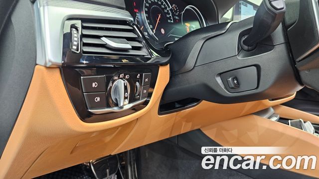 BMW 5 Series (G30) 520d M Sport package 2017 — фото 15