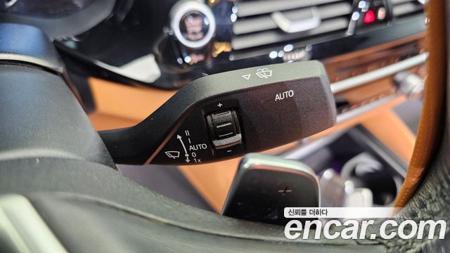 BMW 5 Series (G30) 520d M Sport package 2017 — фото 17