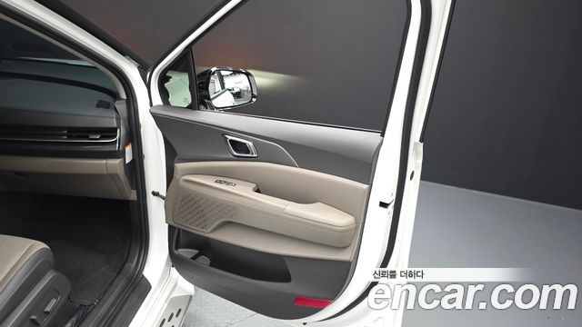 Kia Carnival (IV) HEV 9seater Nobless 2024 — фото 24