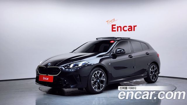 BMW 1 Series (F70) 120 M Sport 2025 — фото 1