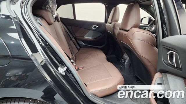 BMW 1 Series (F70) 120 M Sport 2025 — фото 11