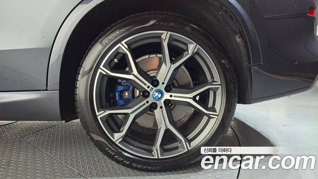 BMW X5 (G05) xDrive 45e M Sport 2022 — фото 21