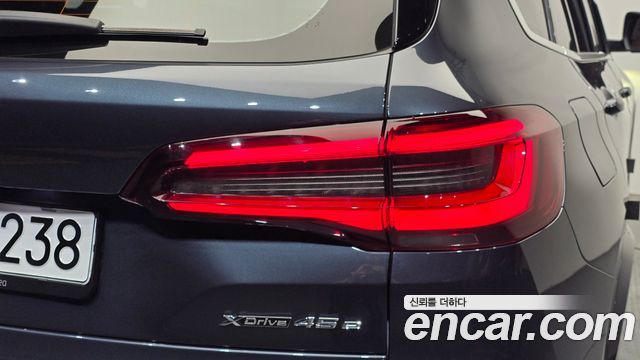 BMW X5 (G05) xDrive 45e M Sport 2022 — фото 23