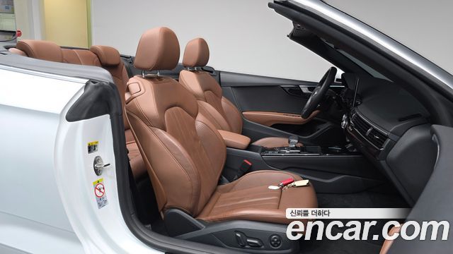 Audi A5 (F5) 45 TFSI Quattro Cabriolet 2021 — фото 11