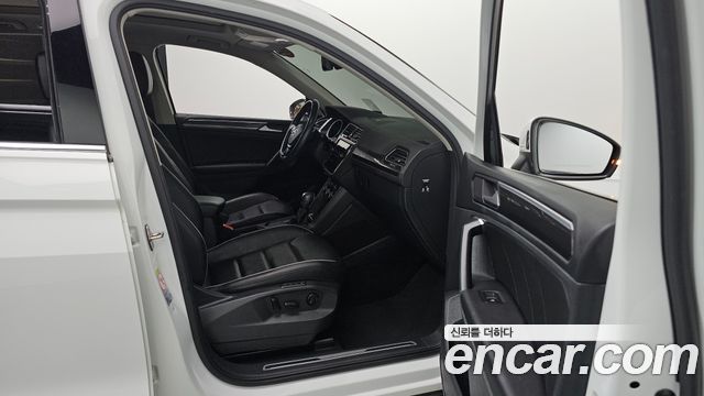 Volkswagen Tiguan (II) 2.0 TDI Prestige 2020 — фото 17