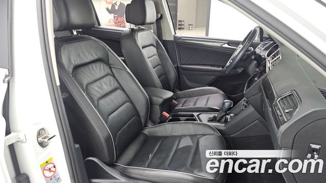 Volkswagen Tiguan (II) 2.0 TDI Prestige 2020 — фото 26