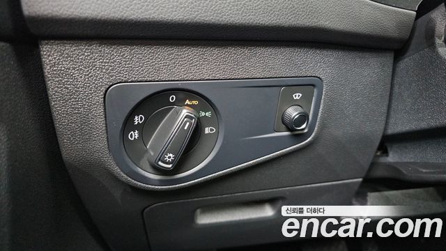 Volkswagen Tiguan (II) 2.0 TDI Prestige 2020 — фото 28