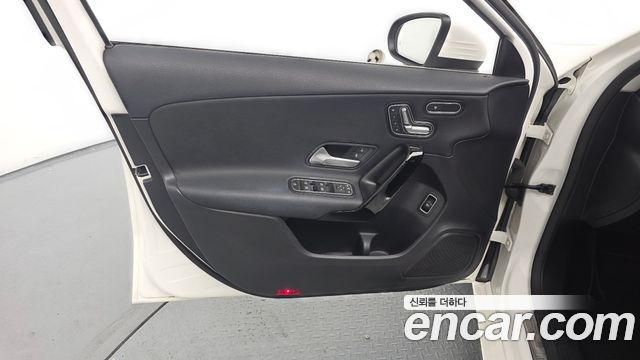 Mercedes-Benz A-Class (W177) A220 Sedan 2020 — фото 24