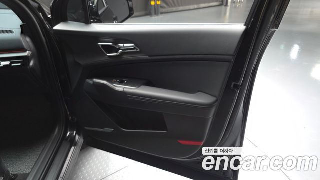 Kia Sportage (V) Gasoline 1.6 Turbo 4WD Signature X Line 2026 — фото 24