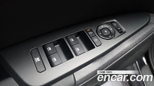 Kia Sportage (V) Gasoline 1.6 Turbo 4WD Signature X Line 2026 — фото 30