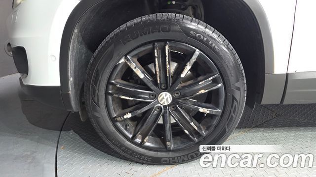 Volkswagen Tiguan 2.0 TDI  Premium 5N 2016 — фото 5