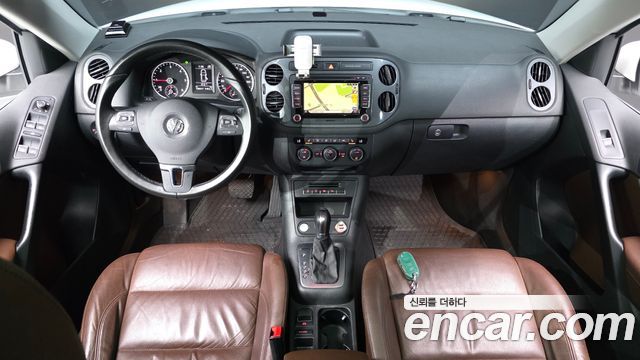Volkswagen Tiguan 2.0 TDI  Premium 5N 2016 — фото 7