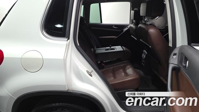Volkswagen Tiguan 2.0 TDI  Premium 5N 2016 — фото 15