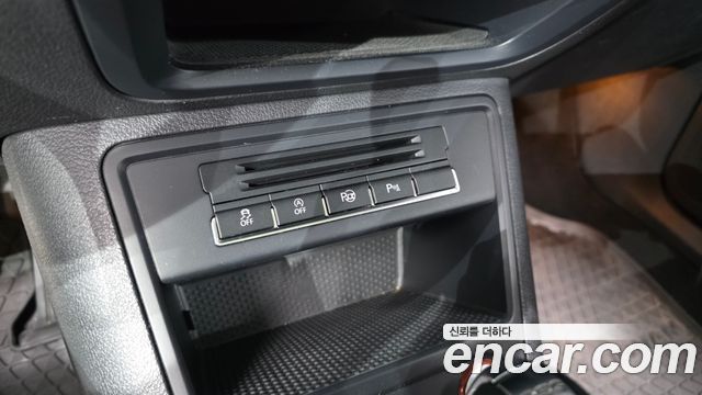 Volkswagen Tiguan 2.0 TDI  Premium 5N 2016 — фото 17