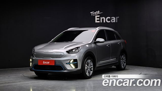 Kia Niro EV Noblesse 2022 — фото 1